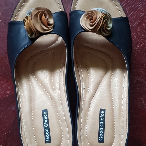 Good Choice summer shoes - Picture 3 of 4